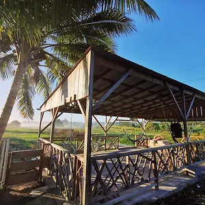 Hostel Ride In Youth And Surf Center